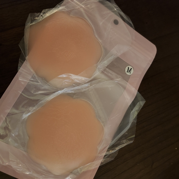 Strapless bra pasties - Picture 3 of 4